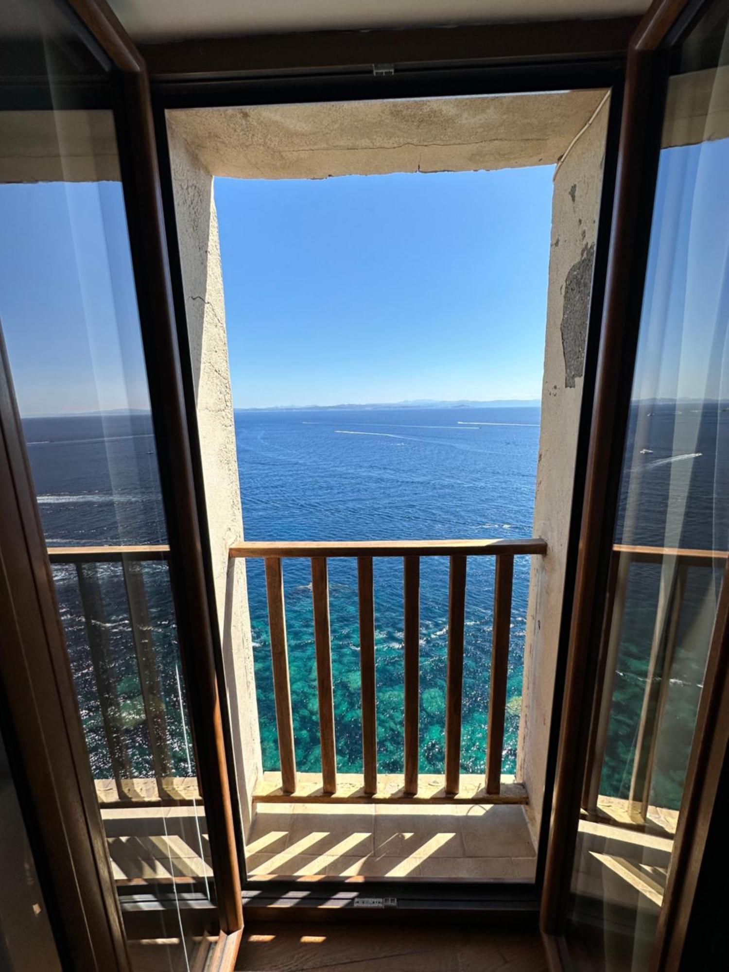 Entre Ciel Et Mer Hotel Боніфачо Екстер'єр фото